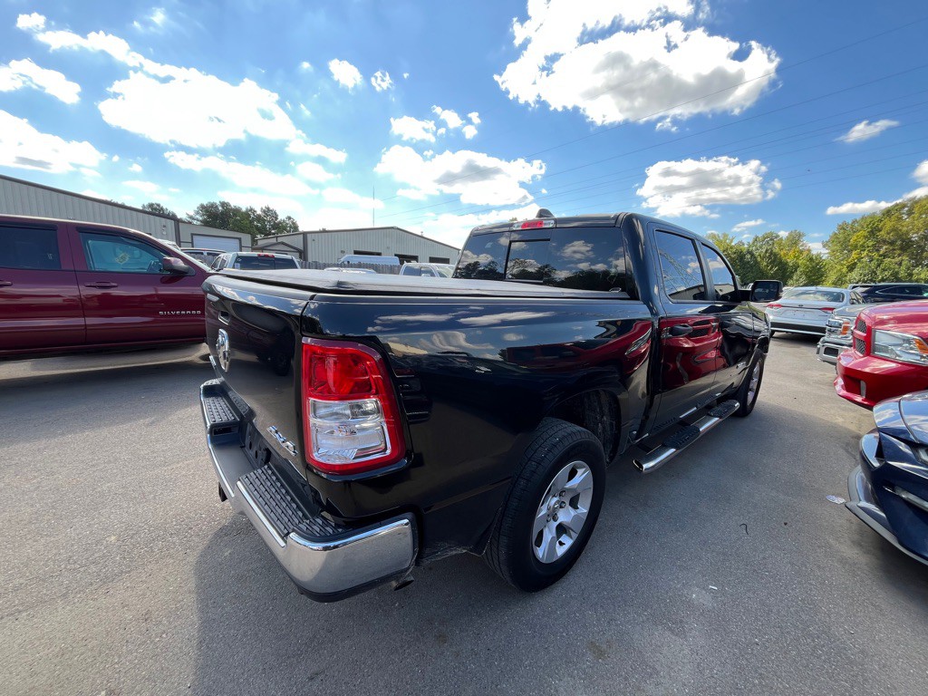 2023 RAM 1500 Image 3