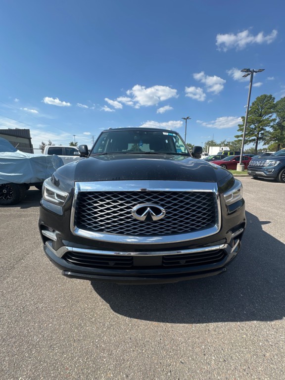 2018 INFINITI QX80 Image 2