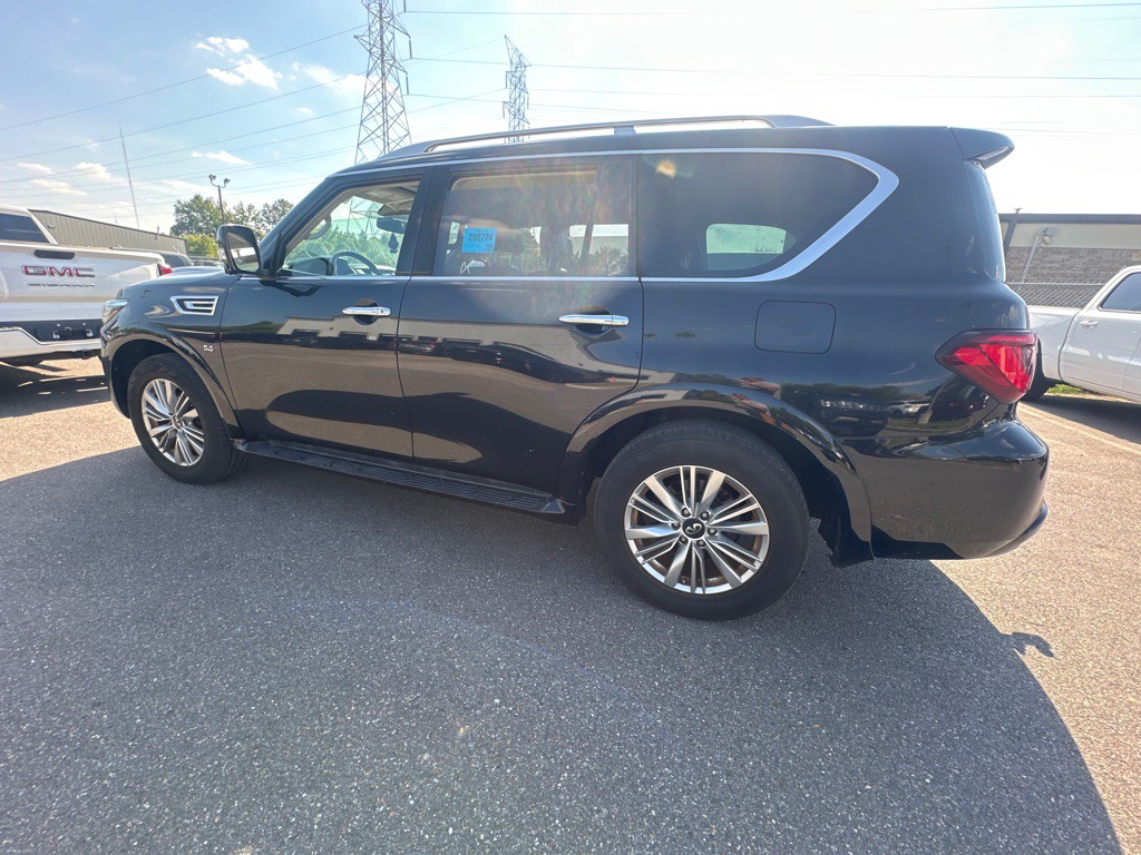2018 INFINITI QX80 Image 6
