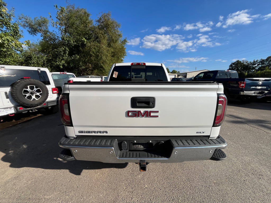 2017 GMC Sierra Image 9