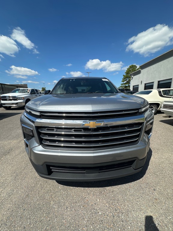 2025 Chevrolet Traverse Image 2