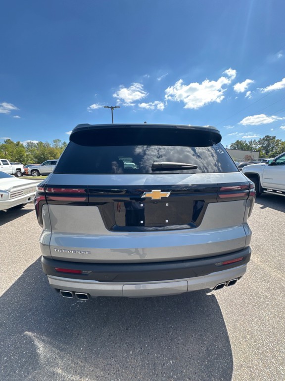 2025 Chevrolet Traverse Image 5