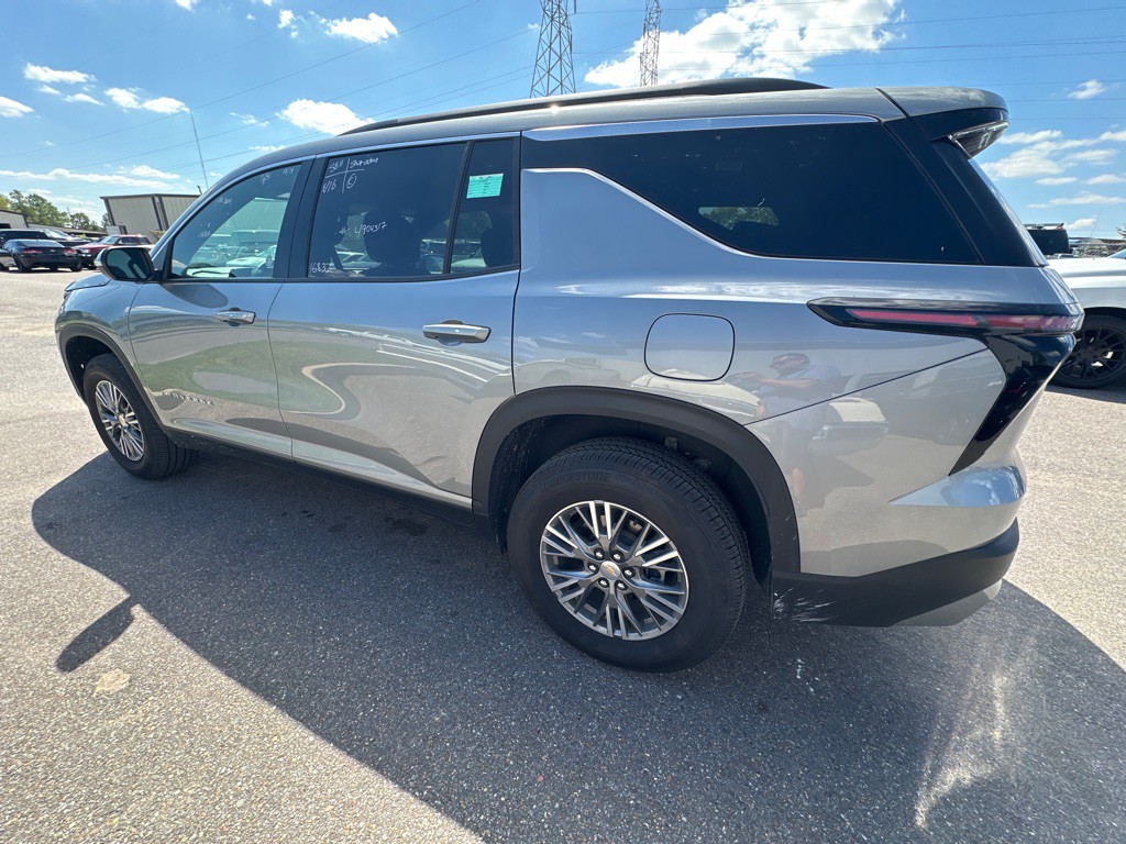 2025 Chevrolet Traverse Image 6