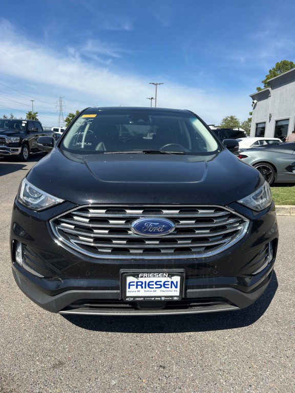 2020 Ford Edge Image 2