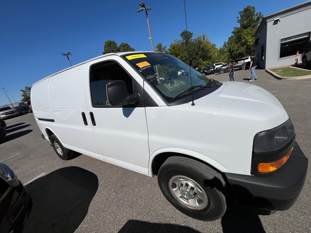 2021 Chevrolet Express Image 2
