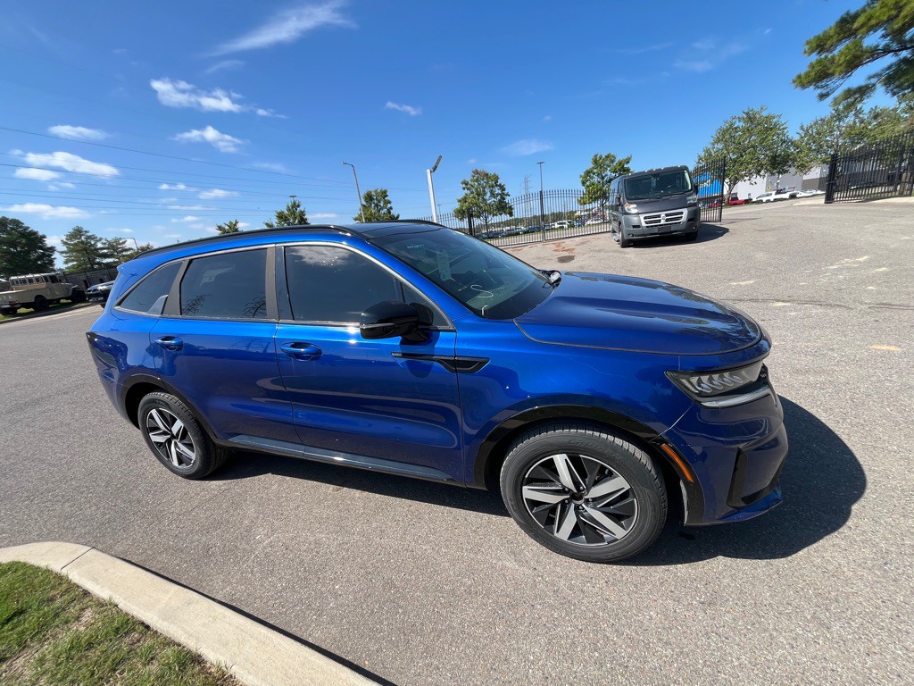 2021 Kia Sorento Image 2