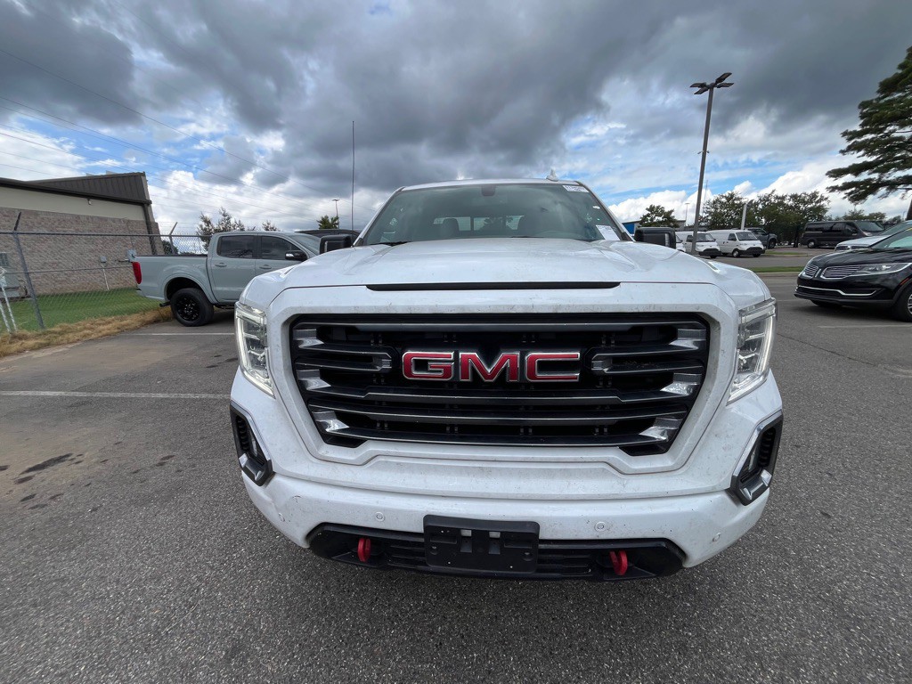 2021 GMC Sierra Image 2