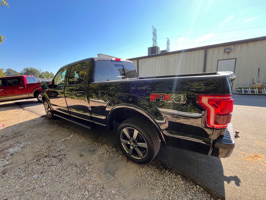 2017 Ford F-150 Image 3