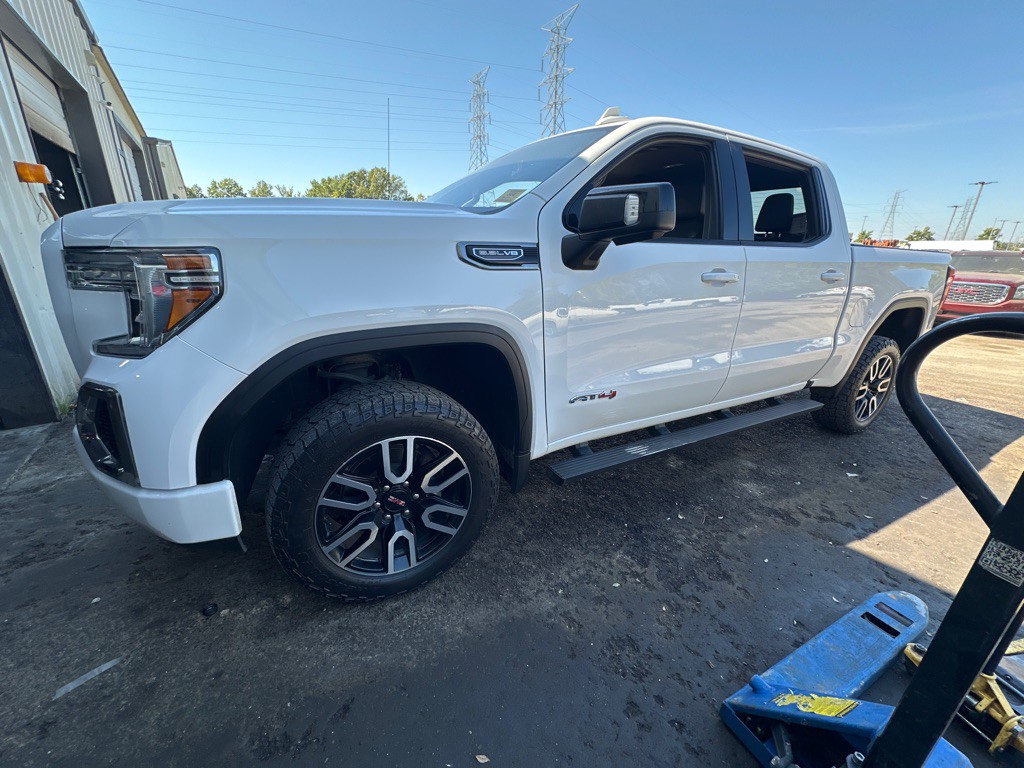 2021 GMC Sierra Image 1