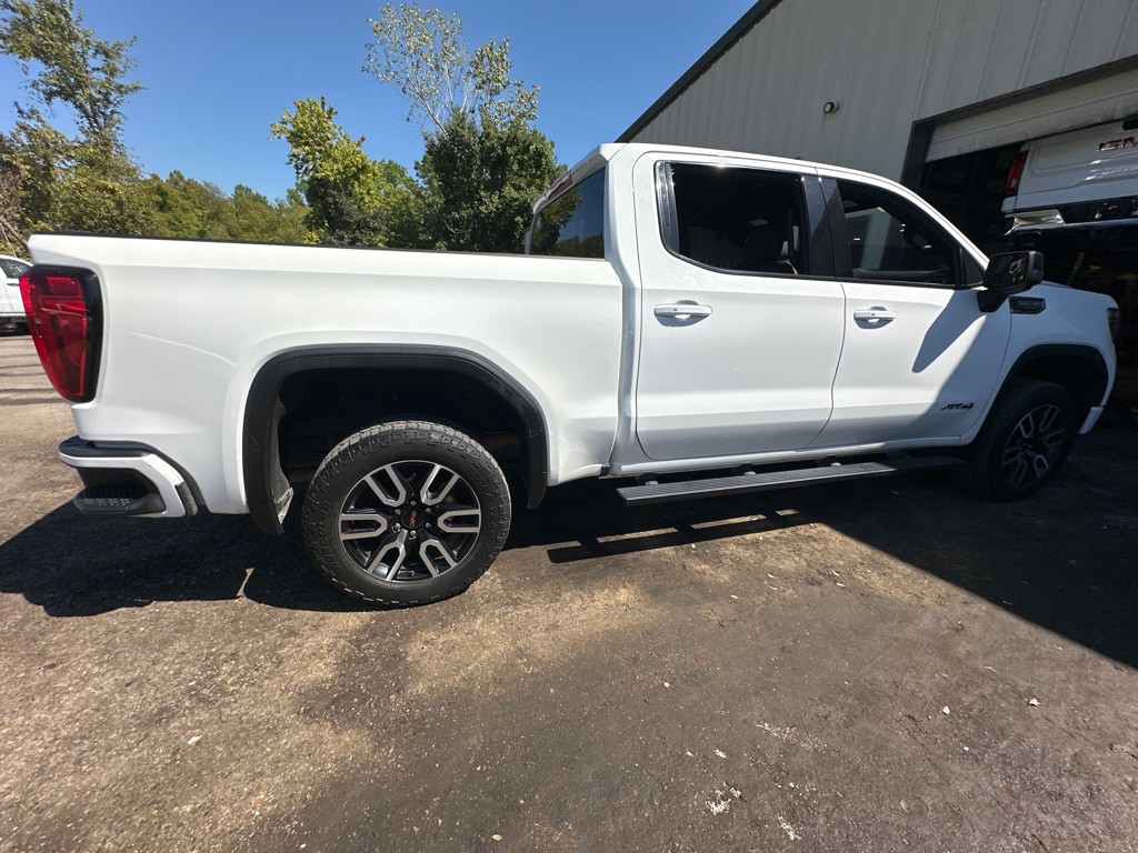 2021 GMC Sierra Image 4