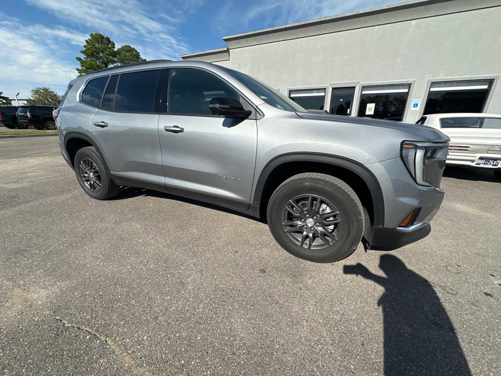2025 GMC Acadia Image 3