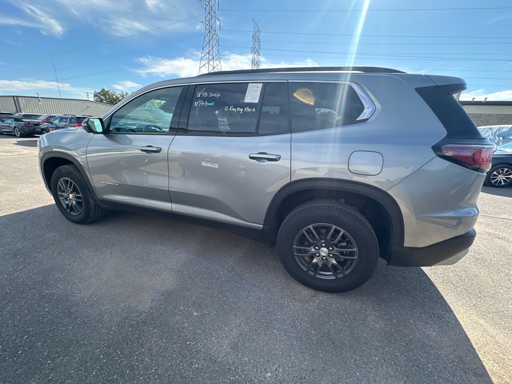 2025 GMC Acadia Image 6