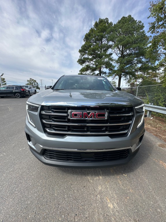 2025 GMC Acadia Image 2