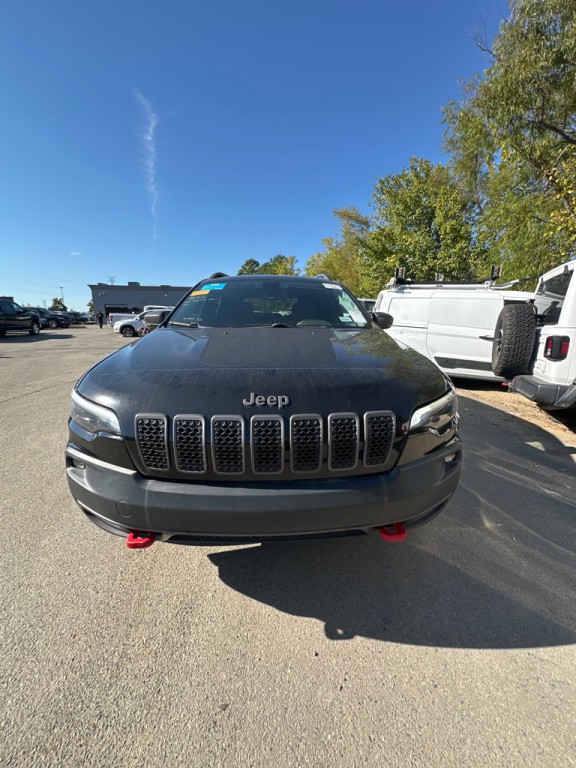 2019 Jeep Cherokee Image 2