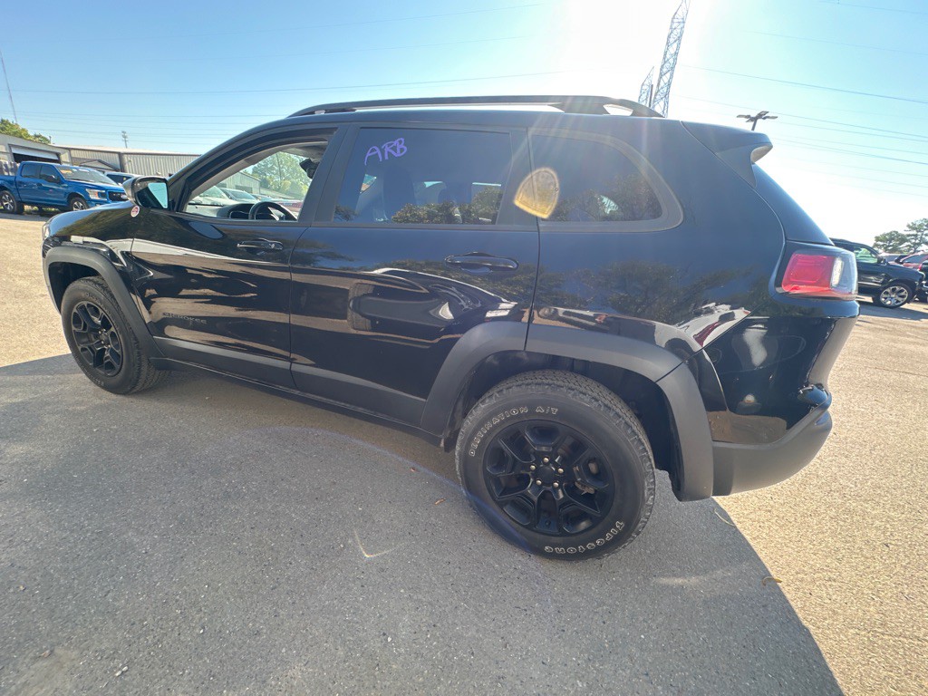 2019 Jeep Cherokee Image 6