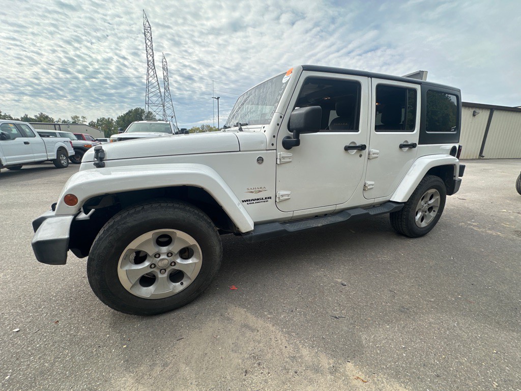2013 Jeep Wrangler Unlimited Image 1