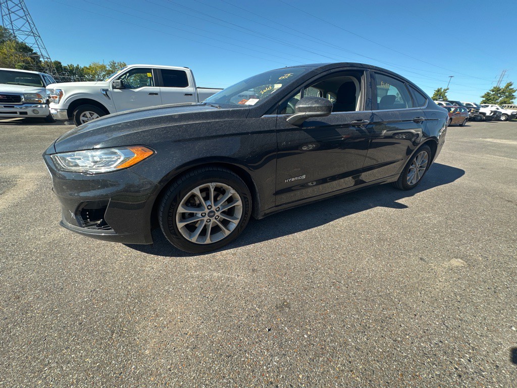 2019 Ford Fusion Image 1