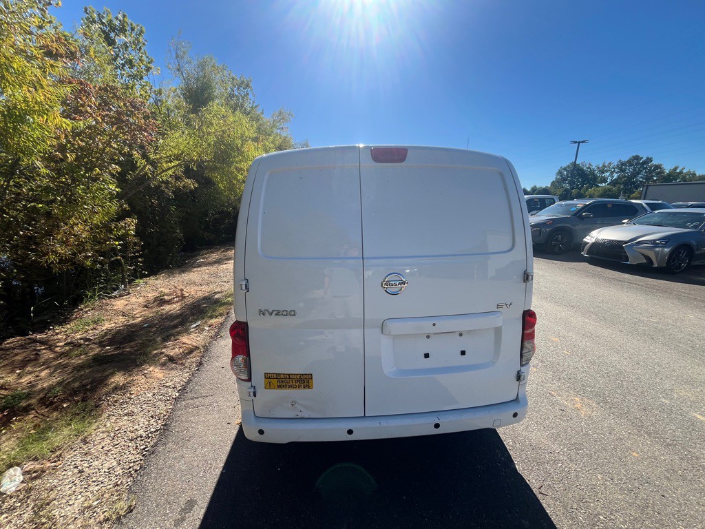 2021 Nissan NV200 Image 4