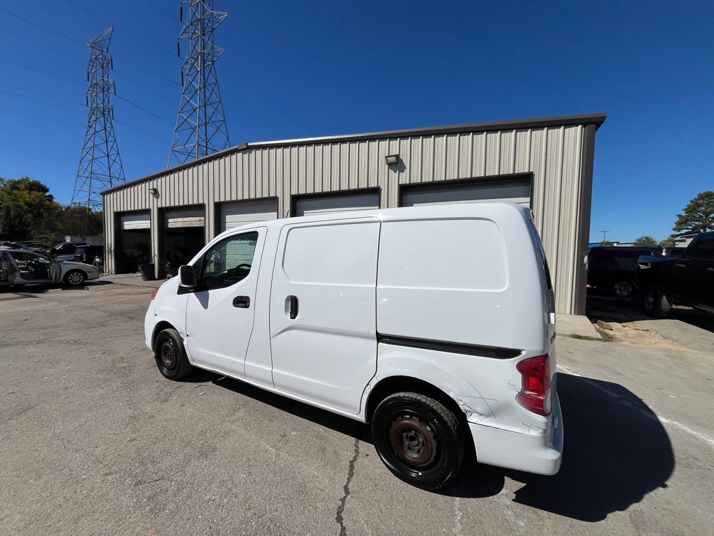2020 Nissan NV200 Image 2