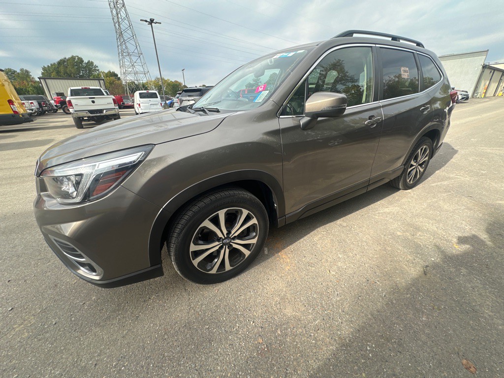 2019 Subaru Forester Image 1