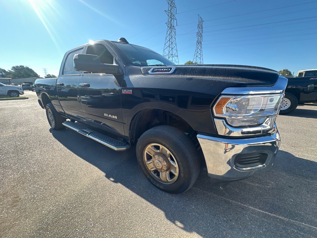 2022 RAM 2500 Image 3