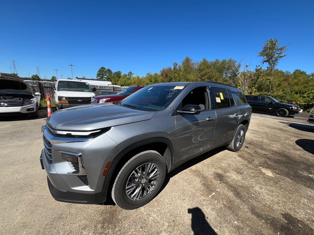 2025 Chevrolet Traverse Image 4