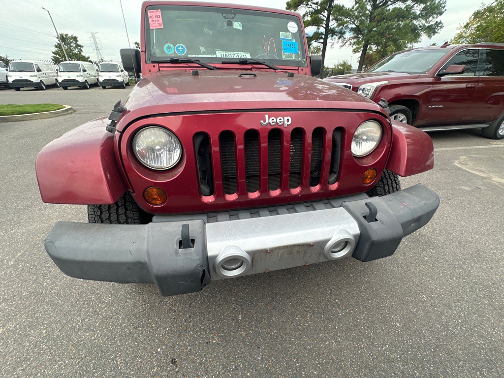 2013 Jeep Wrangler Unlimited Image 2
