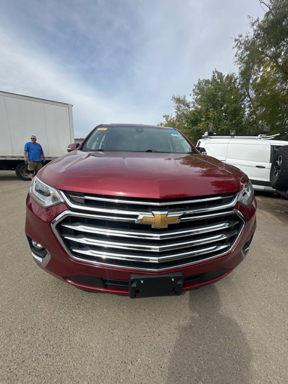 2018 Chevrolet Traverse Image 2