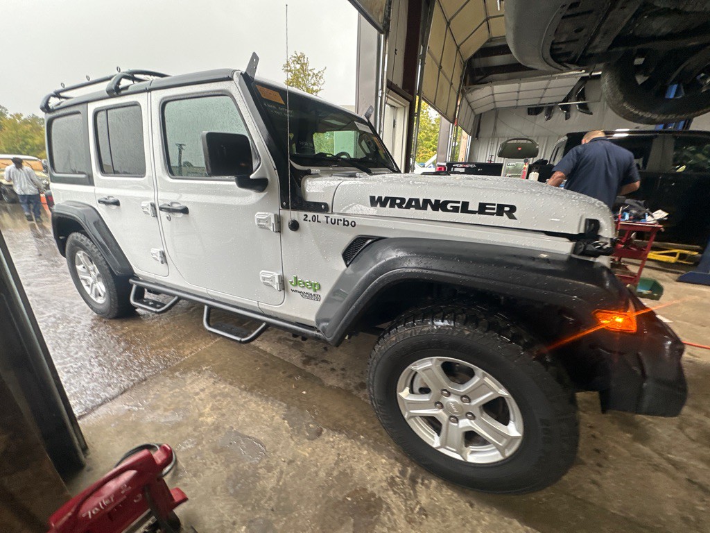2020 Jeep Wrangler Unlimited Image 3