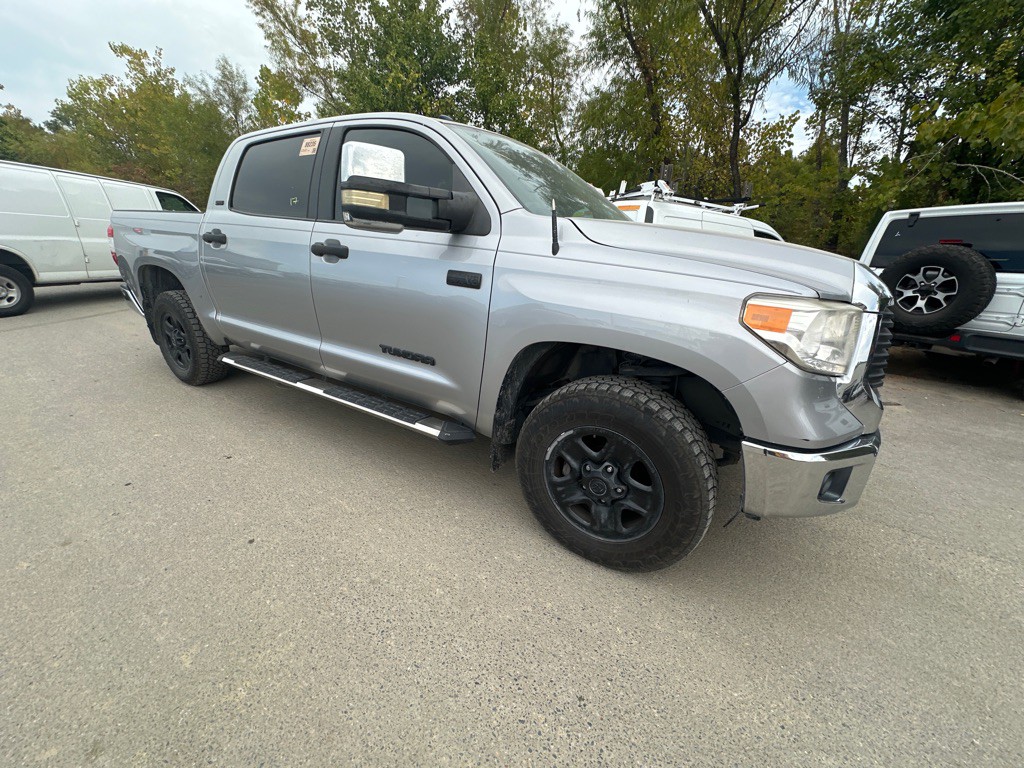 2017 Toyota Tundra Image 3