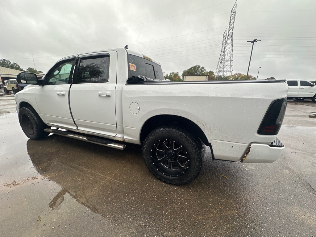 2014 RAM 1500 Image 6