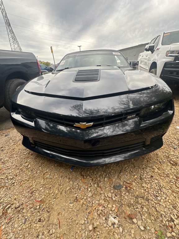 2015 Chevrolet Camaro Image 2