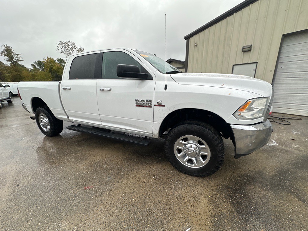 2018 RAM 2500 Image 3