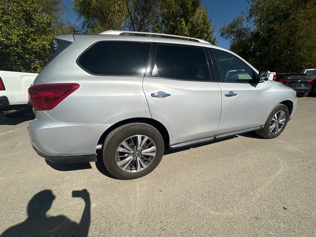 2020 Nissan Pathfinder Image 4