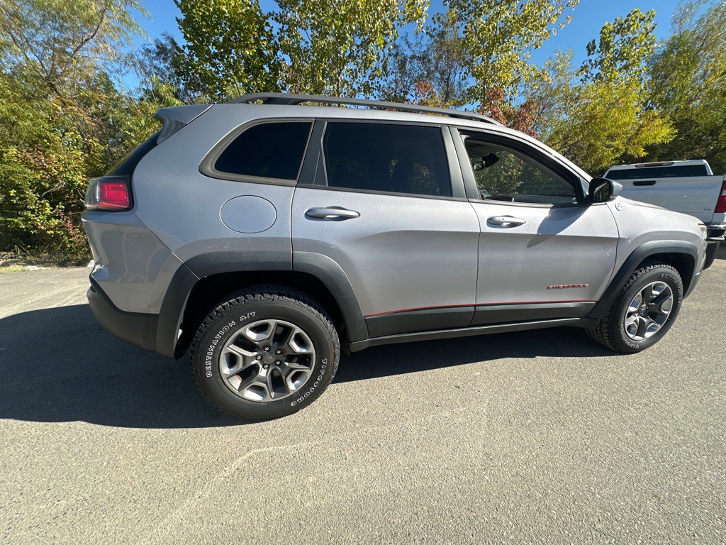 2019 Jeep Cherokee Image 4
