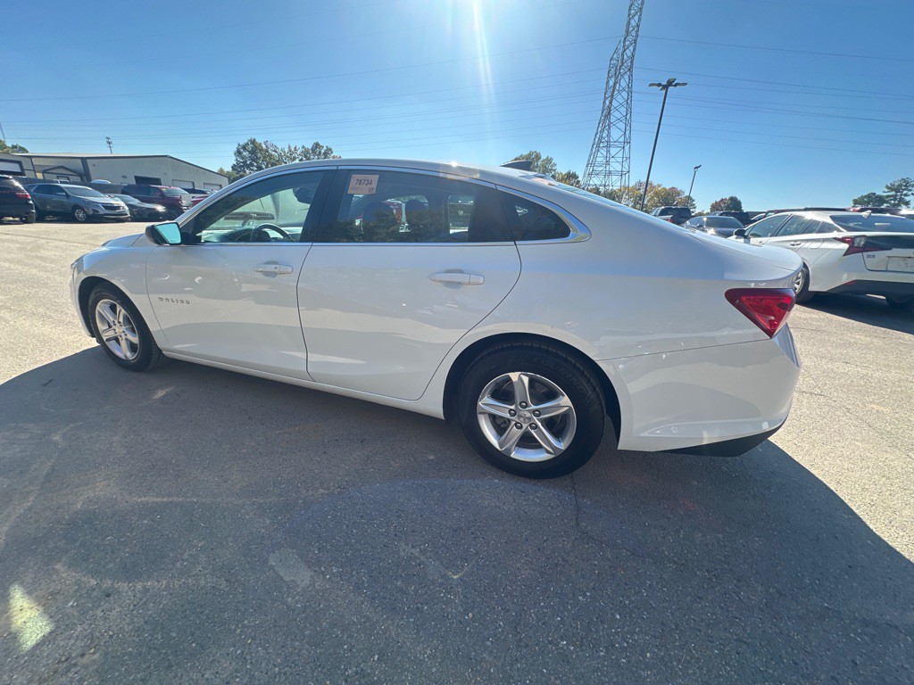 2021 Chevrolet Malibu Image 6