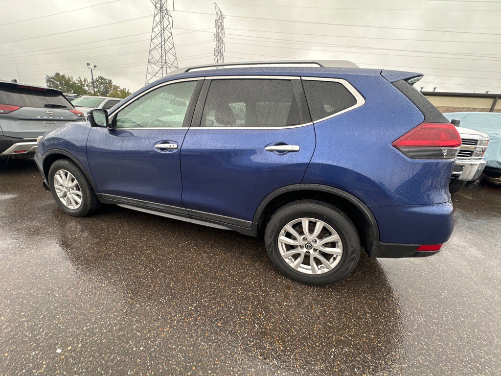 2018 Nissan Rogue Image 6