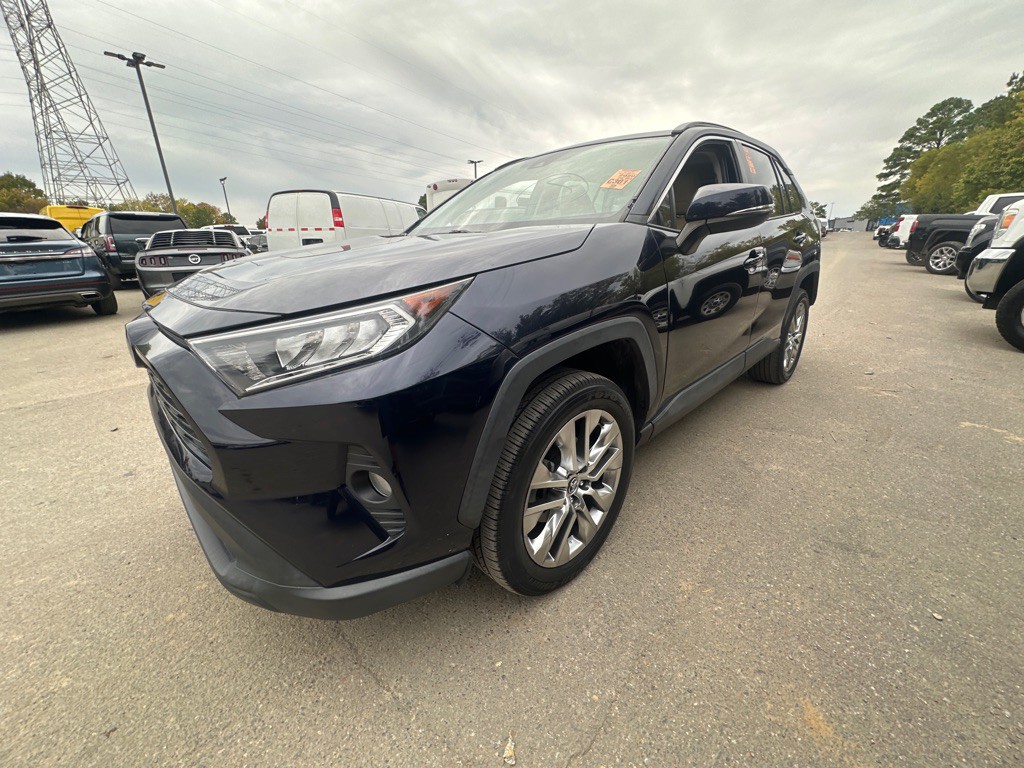 2020 Toyota Rav4 Image 1