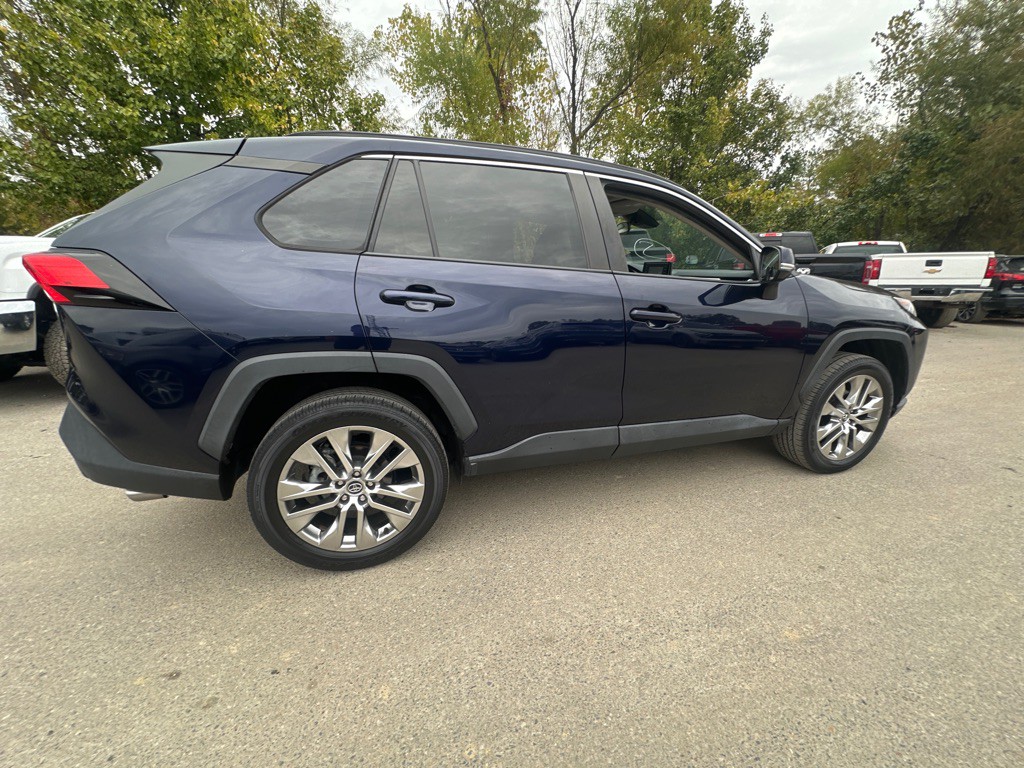 2020 Toyota Rav4 Image 4