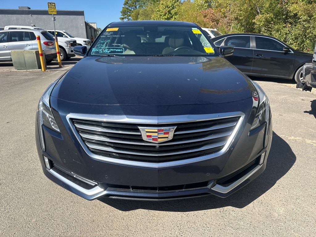 2018 Cadillac CT6 Image 2