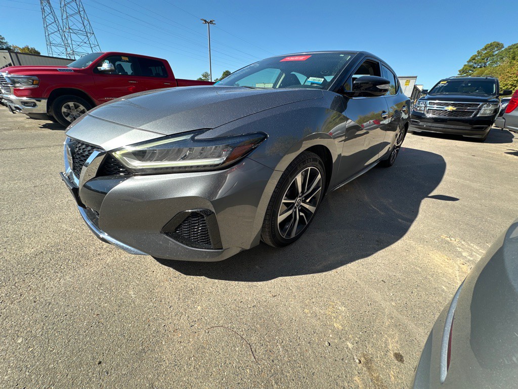 2020 Nissan Maxima Image 1
