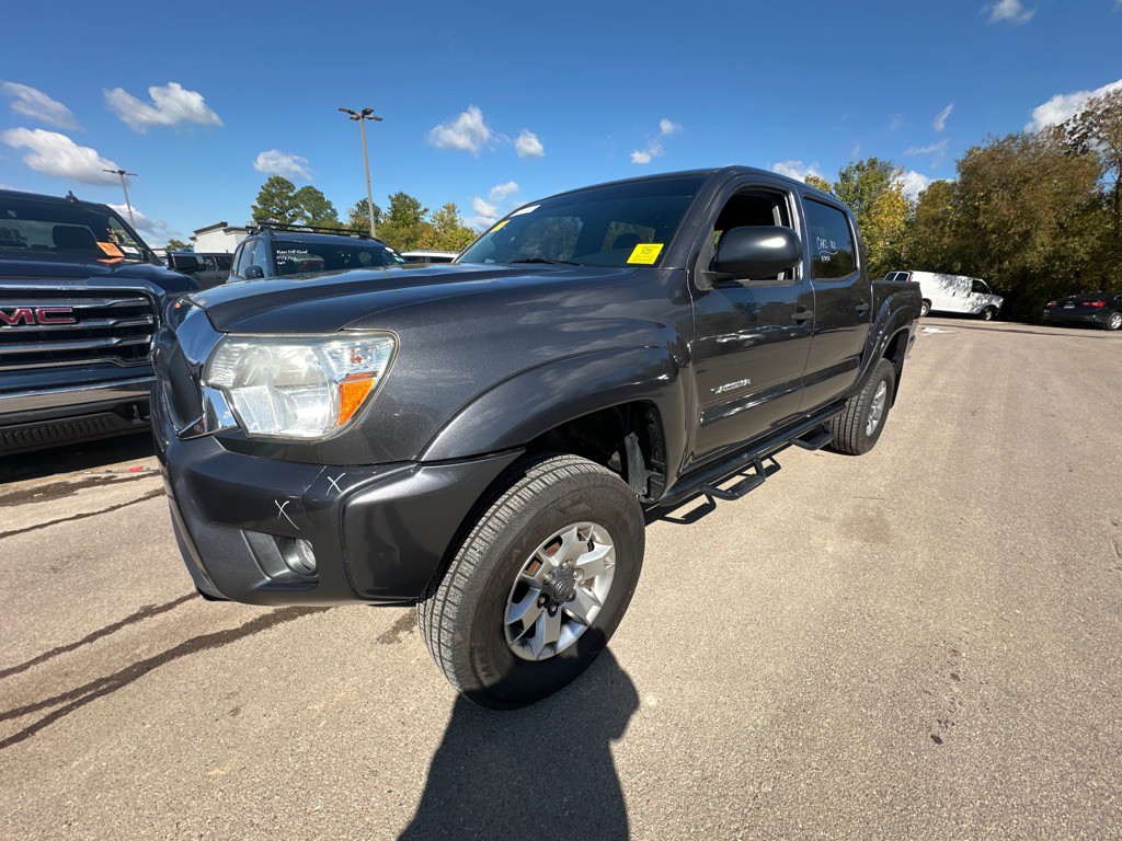 2014 Toyota Tacoma Image 1