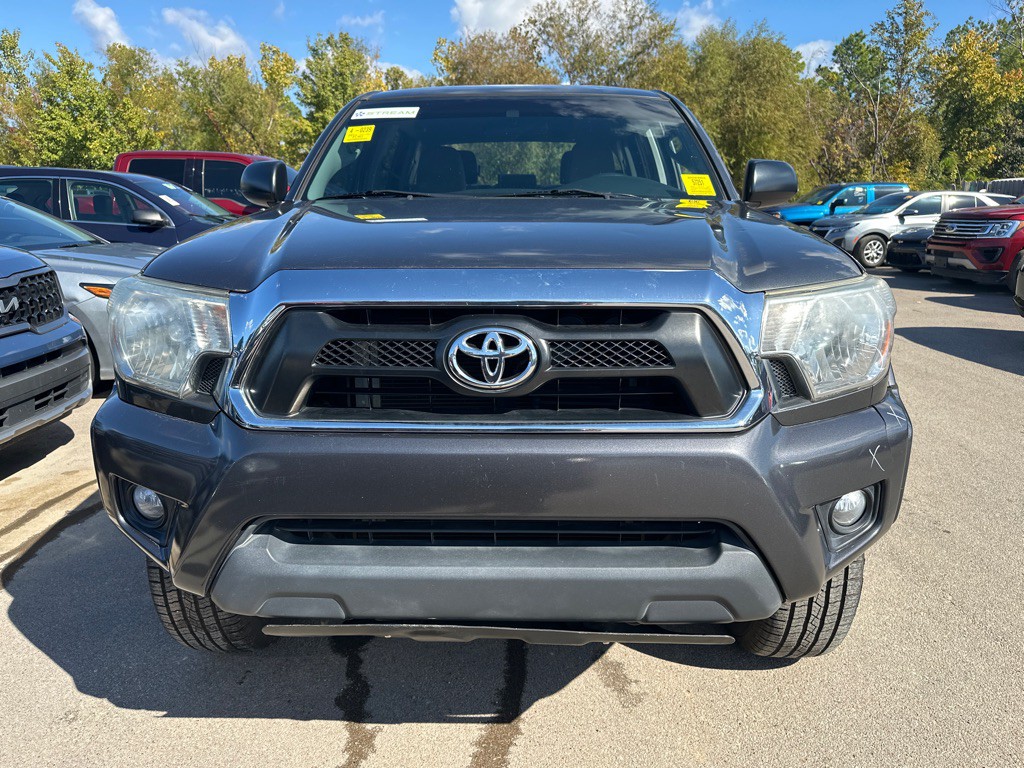 2014 Toyota Tacoma Image 2