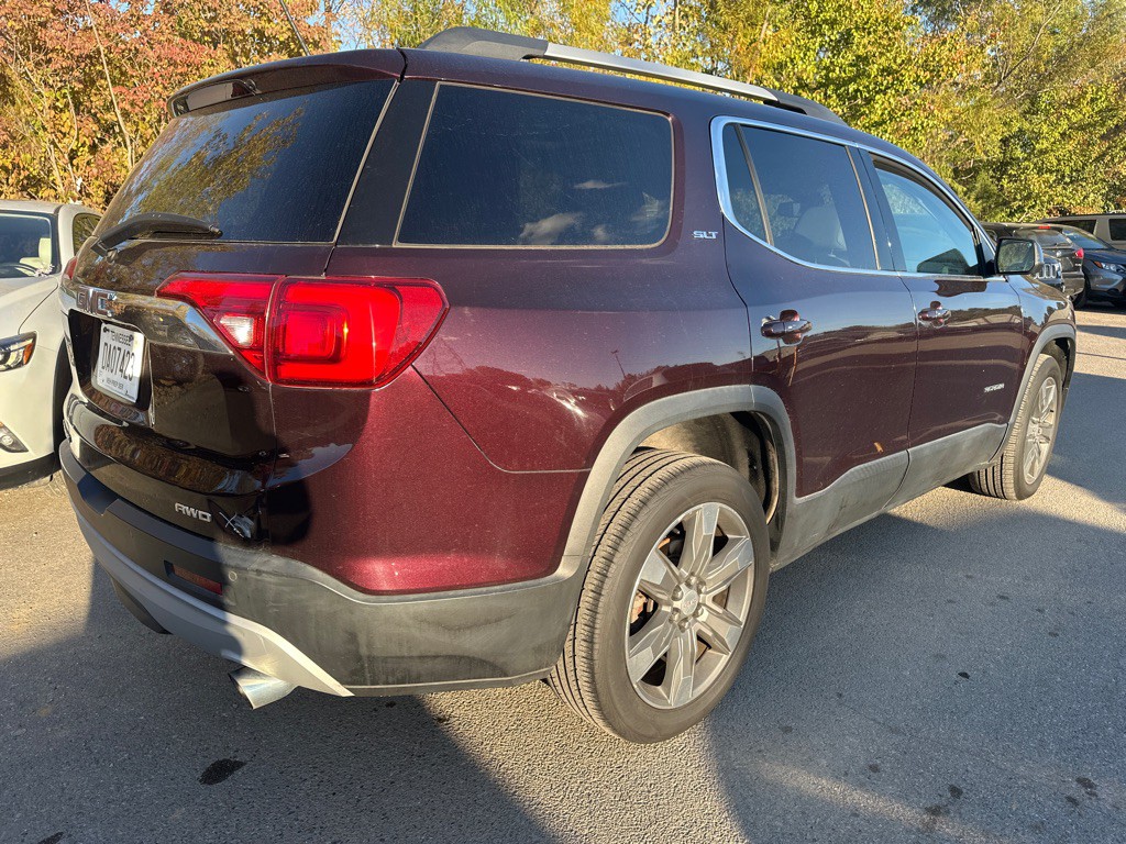 2017 GMC Acadia Image 4