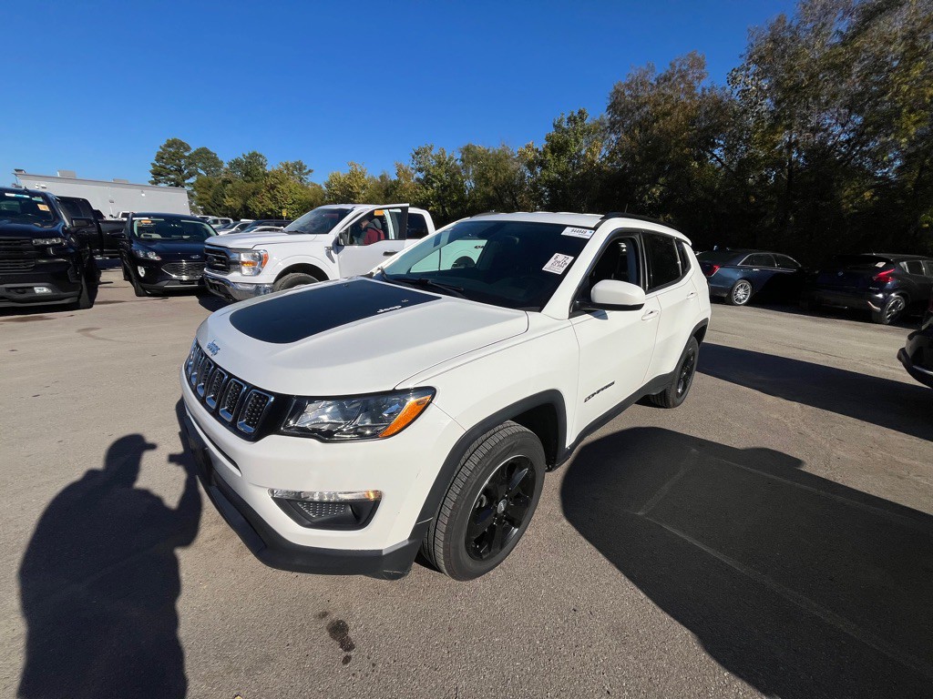 2018 Jeep Compass Image 1