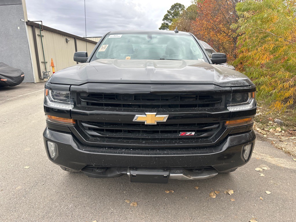 2018 Chevrolet Silverado 1500 Image 2