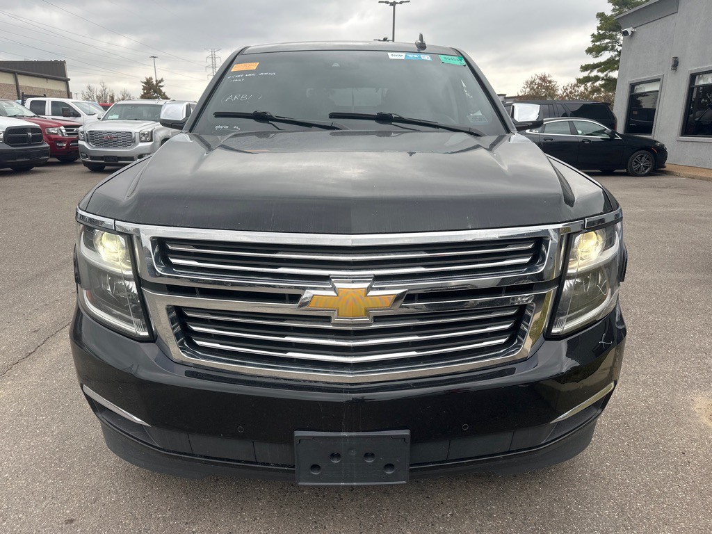 2016 Chevrolet Tahoe Image 2