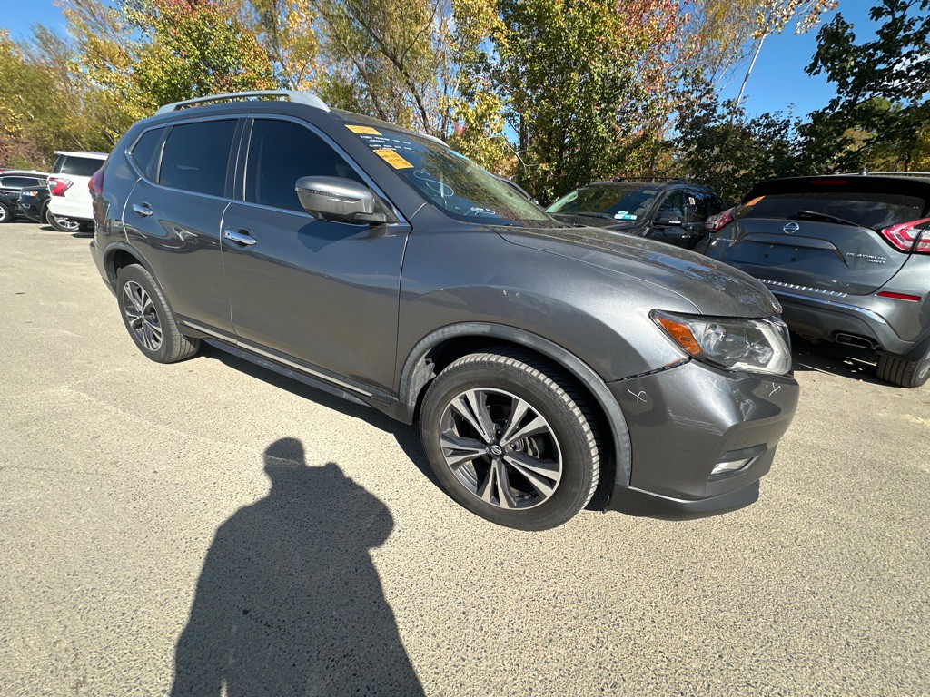2018 Nissan Rogue Image 3