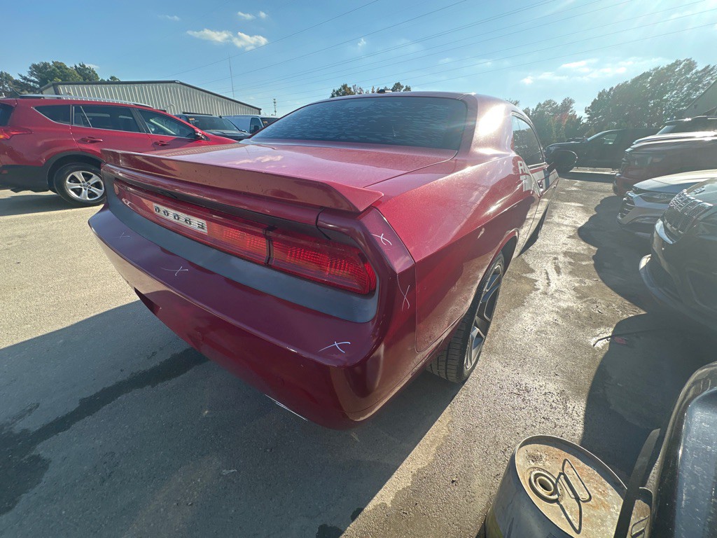 2013 Dodge Challenger Image 4