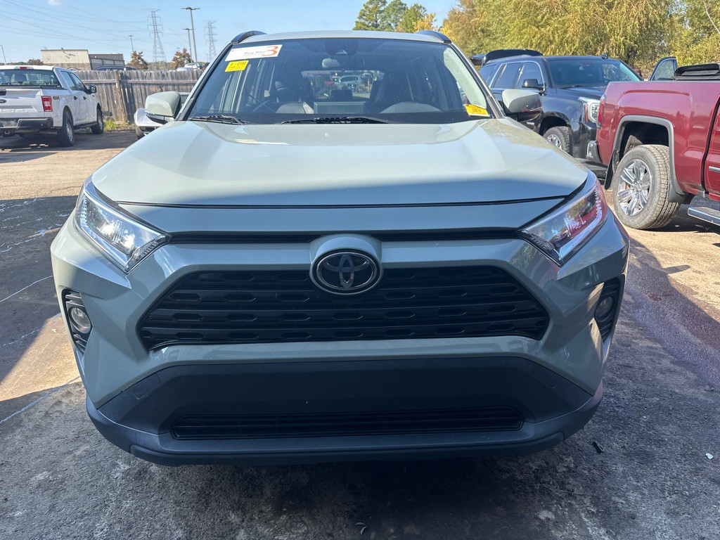 2020 Toyota Rav4 Image 2